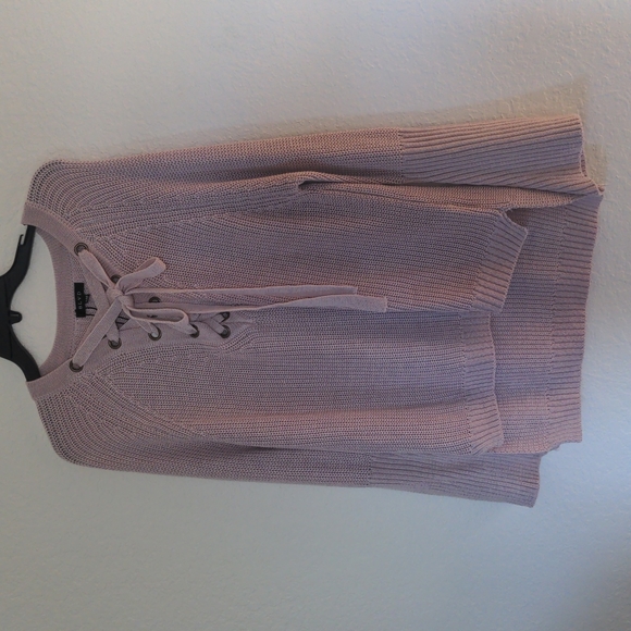 BLVD Knit Lace Front Tunic asymmetric hem Sz: S/M NWT - Picture 2 of 10